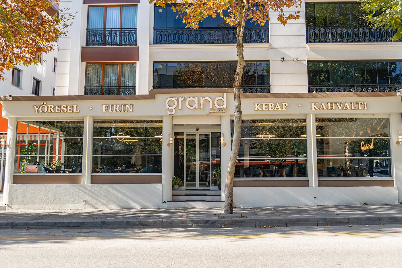 Grand Gurme dış cephe
